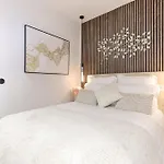 Stylish 2 Bedroom near Montmartre Sacré Cœur