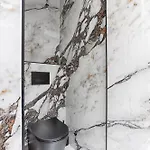 Stylish 2 Bedroom Near Montmartre Sacre Coeur